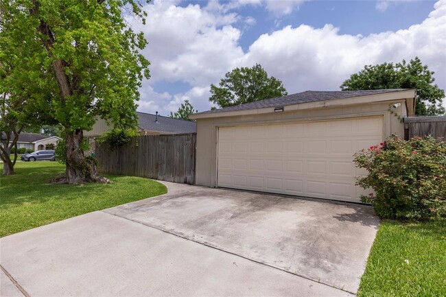Building Photo - 11435 Triola Ln