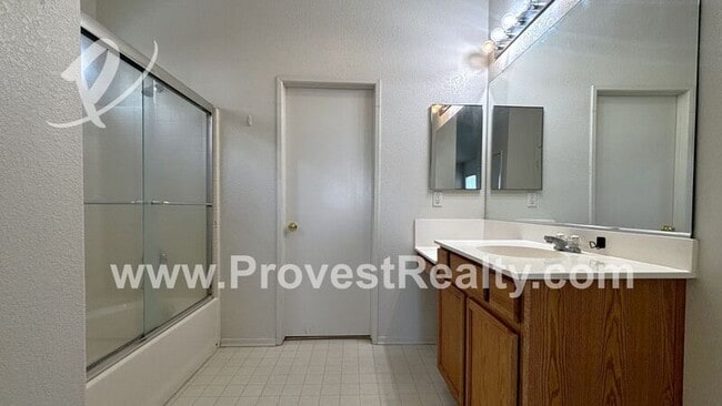 Building Photo - 14806 Shetland Ct