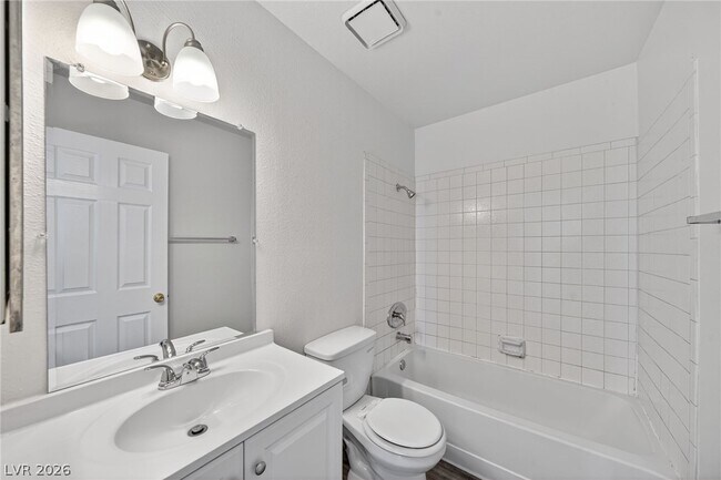 Building Photo - 2702 Alicialynn Way