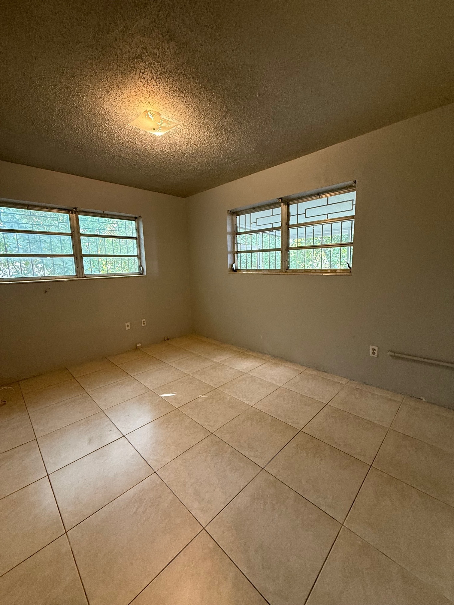 Bed2 - 662 NE 132nd St