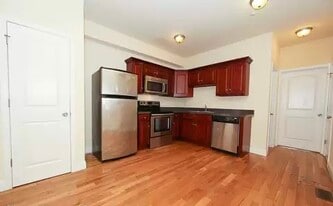 Building Photo - 1941 N Gratz St