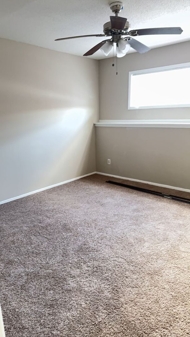 Interior Photo - The Oaks Apartments