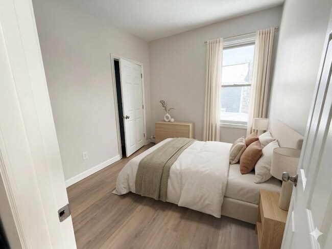 Building Photo - Shippee