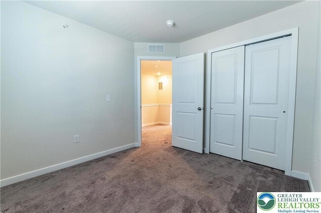 Building Photo - 4936 Brookside Ct