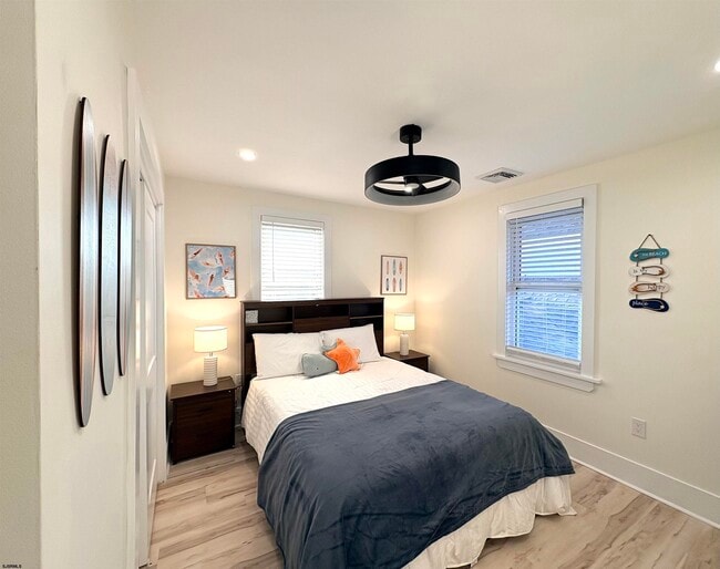 Building Photo - 6 N Jasper Ave