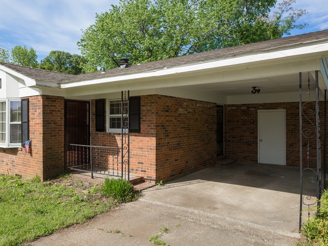 Building Photo - 504 Alleghany Rd