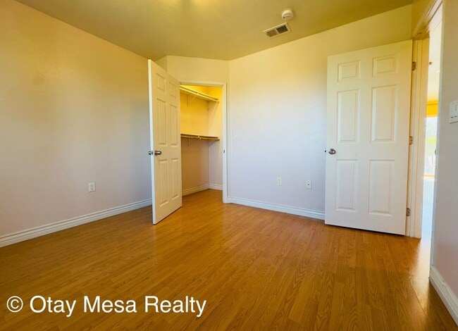 Building Photo - 1061 Saturn Blvd