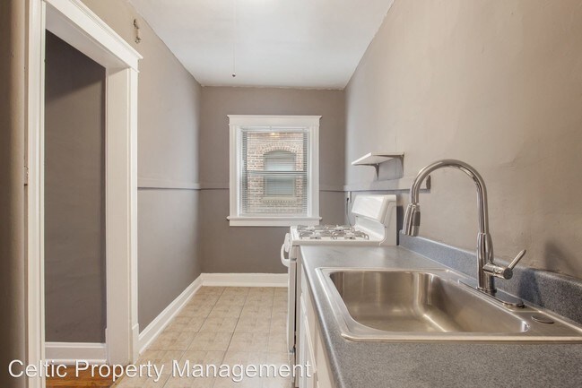 Building Photo - 3743-3749 Washington St