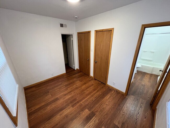 Building Photo - Bancroft