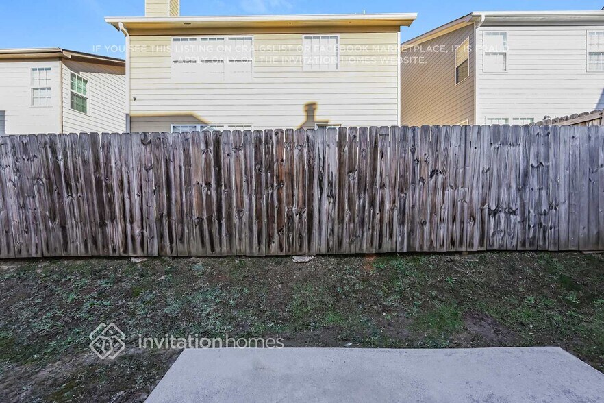 Building Photo - 5519 Chatham Cir NW