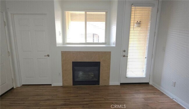 Building Photo - 41410 Juniper St