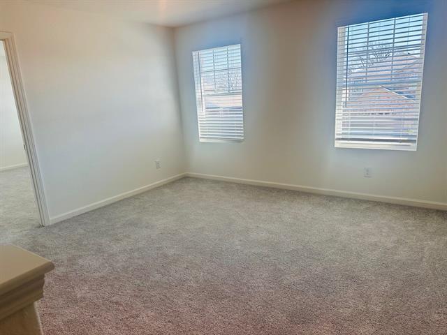 Building Photo - 2101 Prairie Ln