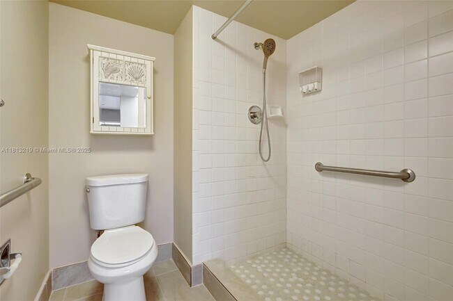 Building Photo - 12651 SW 16th Ct