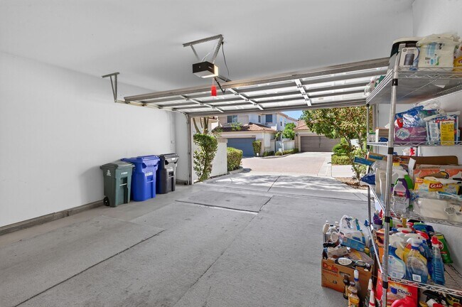Building Photo - 8291 Gold Coast Dr