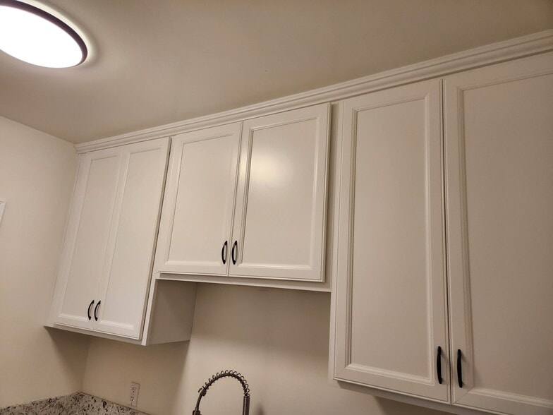 Building Photo - 12019 Ocean Park Blvd