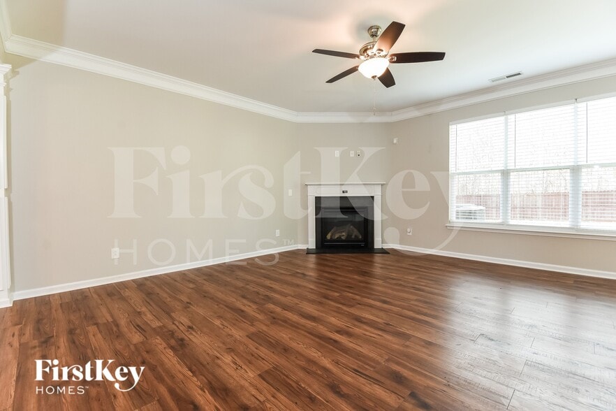 Building Photo - 2814 Chari Park Ln