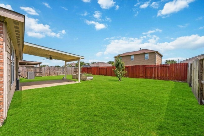 Building Photo - 9903 Garnet Springs Dr