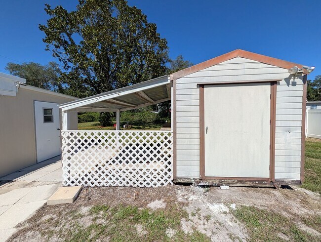 Building Photo - 18911 Panther Ps