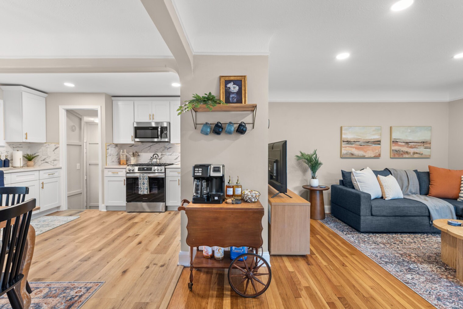 Building Photo - 6536 Lawnwood Ave