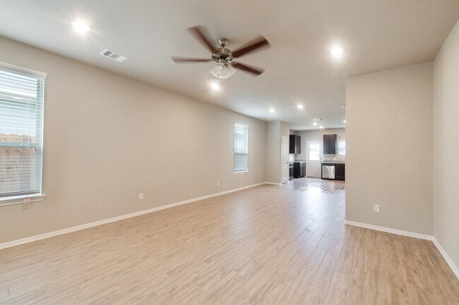 Building Photo - 24711 Kessing Creek Ln