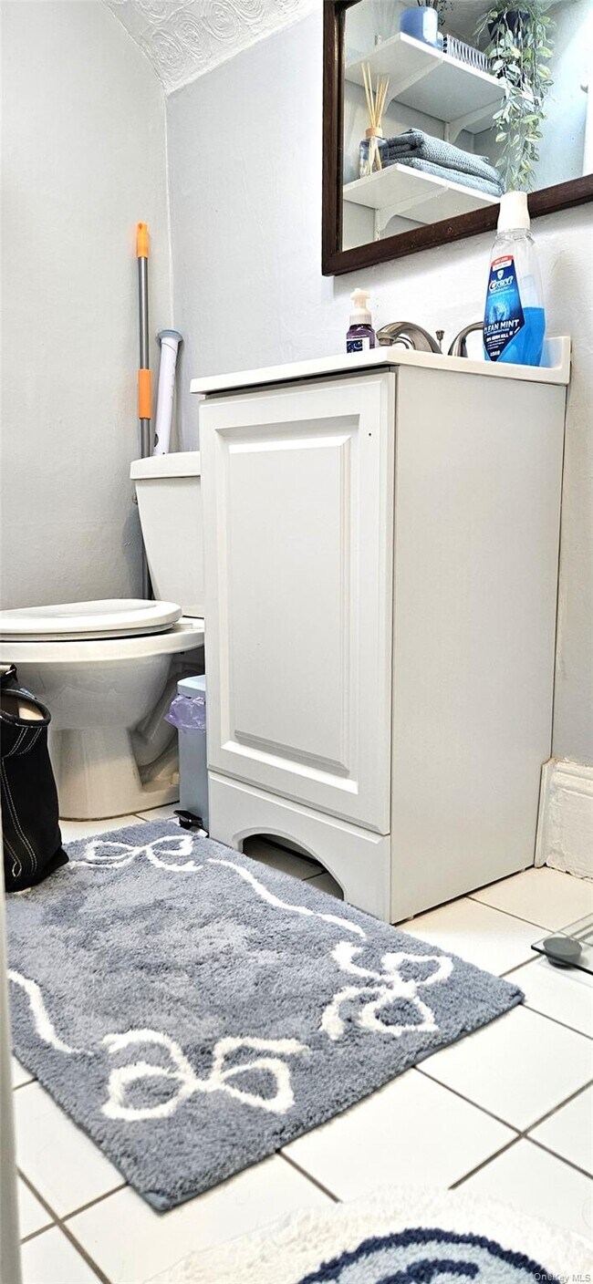 Building Photo - 56 4th Ave