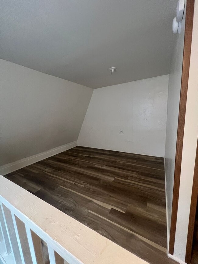 Building Photo - Click the “Apply Now” button or email wapmrentals@gmail.com for a prompt response.