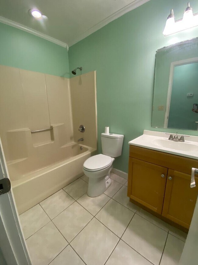 Building Photo - 1019 Shem Creek Cir