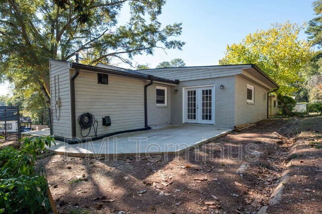 Building Photo - 3442 Longleaf Dr