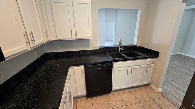 Building Photo - 2350 Blue Sapphire Cir