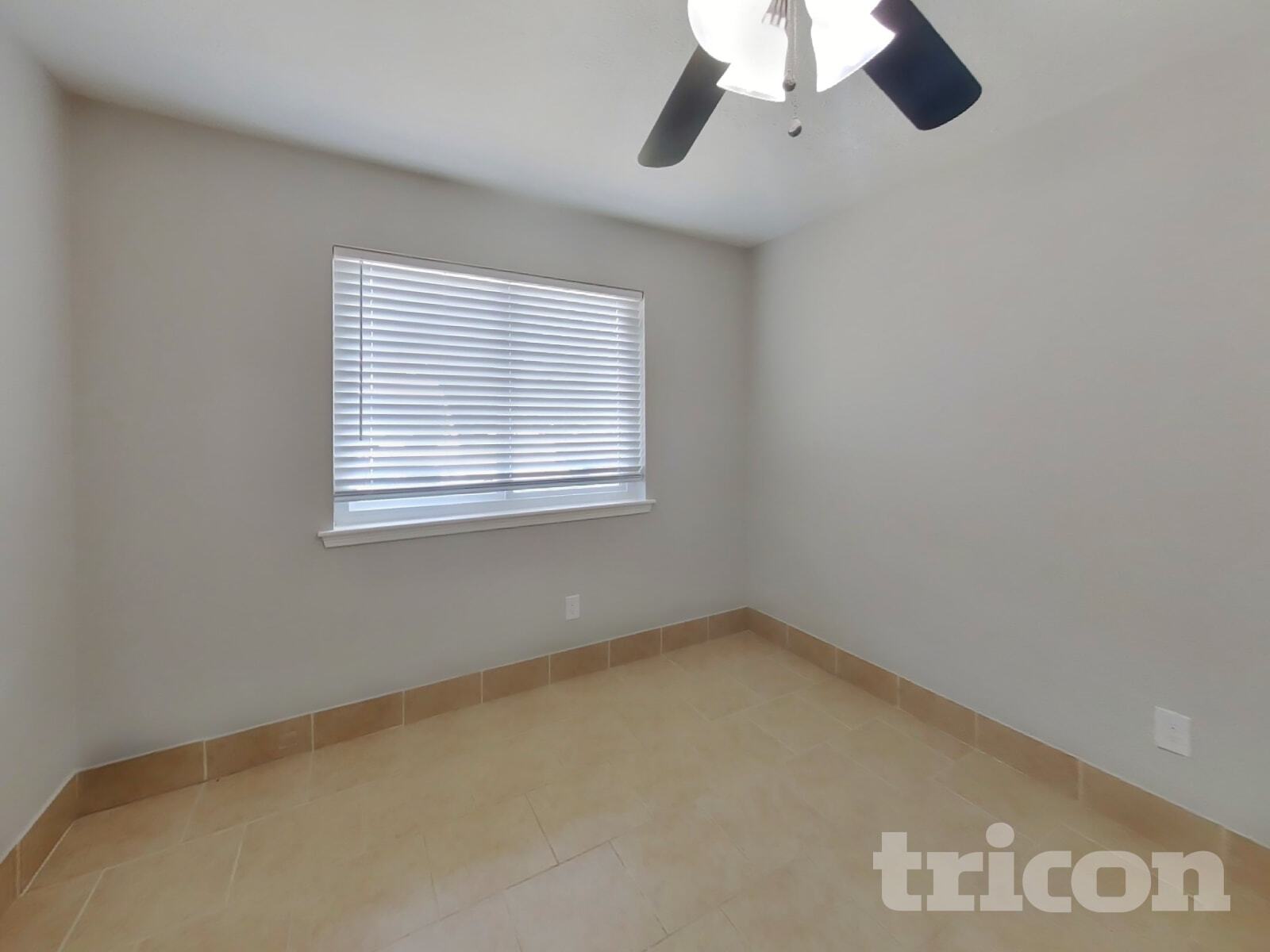 Building Photo - 7318 Foxway Ln