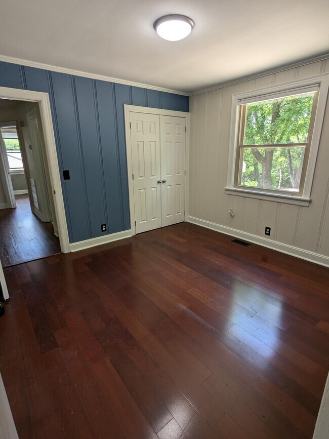 Building Photo - 3321 Mimosa Dr