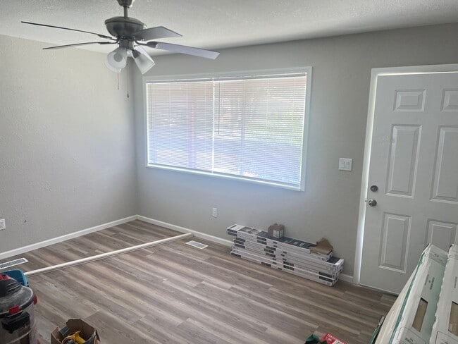 Building Photo - Remodeled 3 Bedroom Home - Available Now