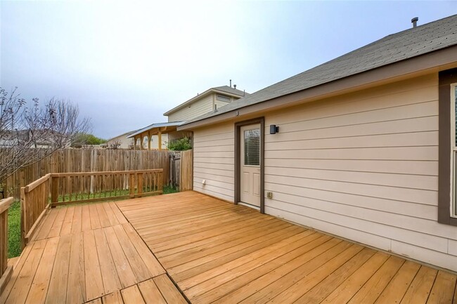Building Photo - 10104 Deer Chase Trail