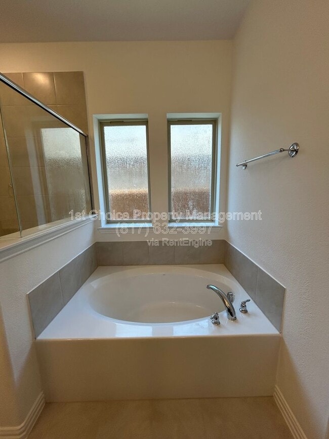 Building Photo - 1448 Sun Gdn Wy