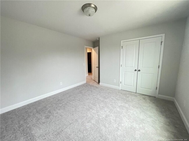 Building Photo - 116 Phillips St