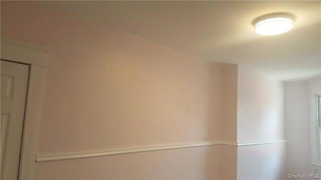 Building Photo - 14-16 Horton Avenue Unit 1st Floor