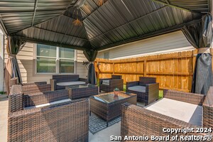 Building Photo - 5619 Red Canyon