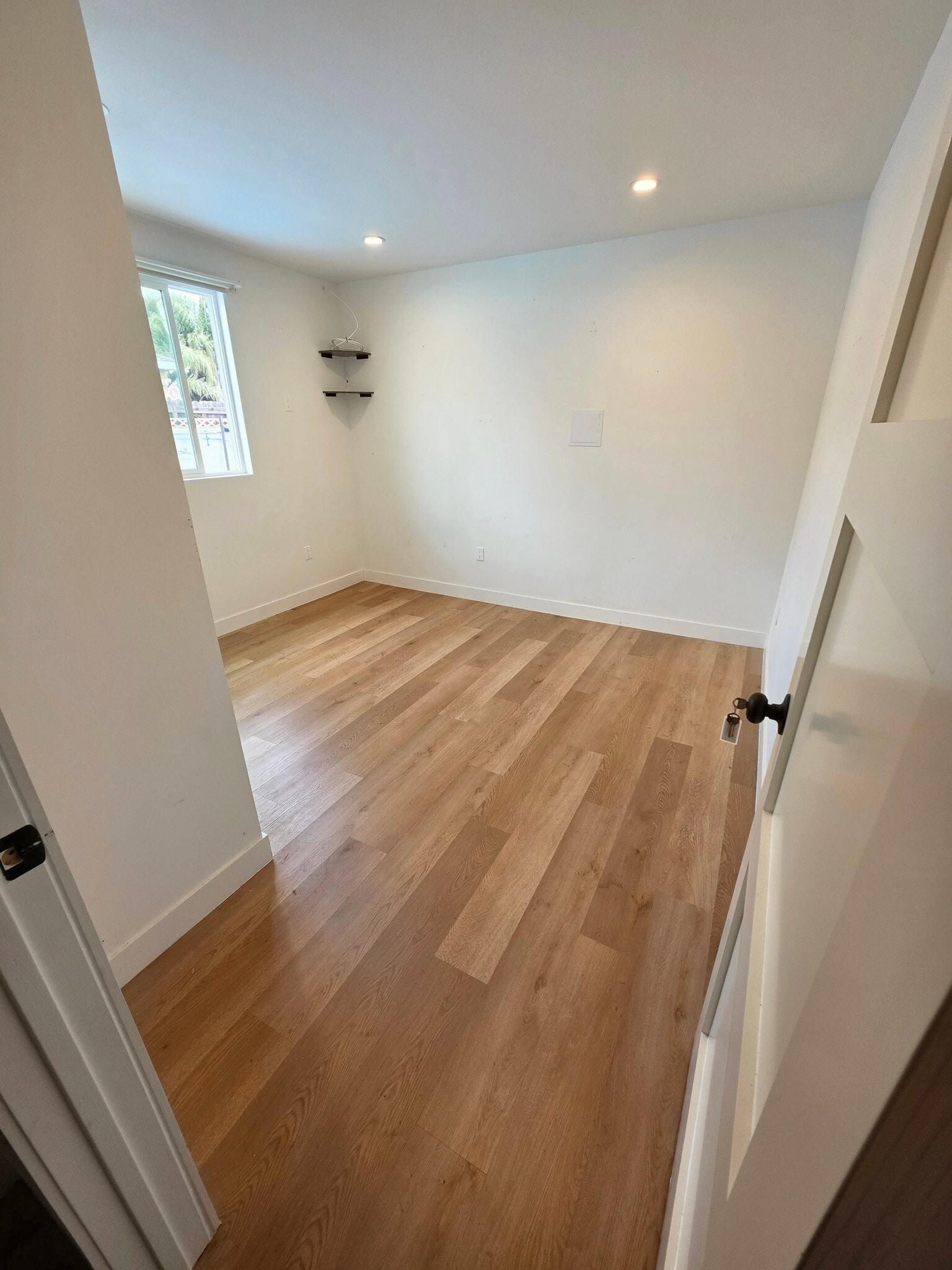 Building Photo - 14929 Titus St