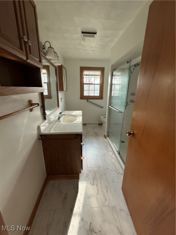 Building Photo - 964 Country Club Dr