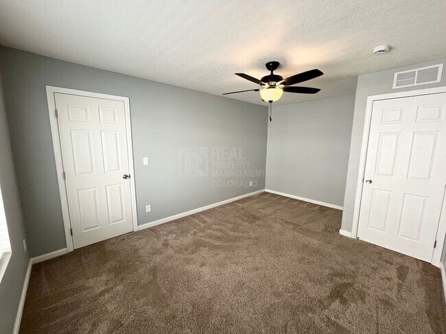 Building Photo - 18744 Burlington Pl