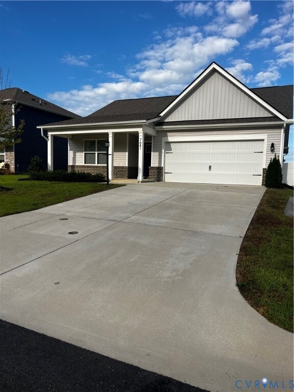 Primary Photo - 7641 Lovegrass Ter