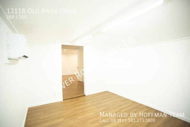 Building Photo - 13118 Old River Dr