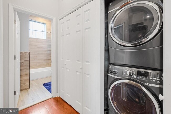 Building Photo - 511 South St