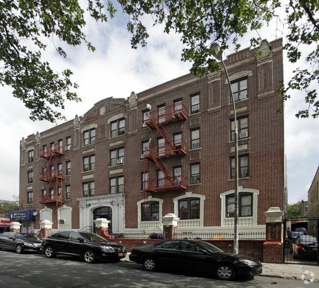 Primary Photo - 1651 Carroll St