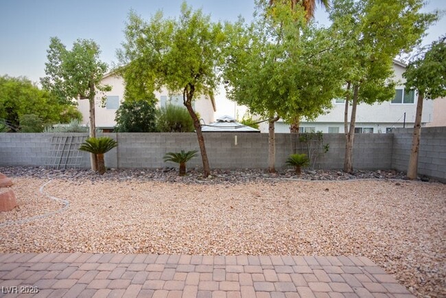 Building Photo - 1113 E Hammer Ln