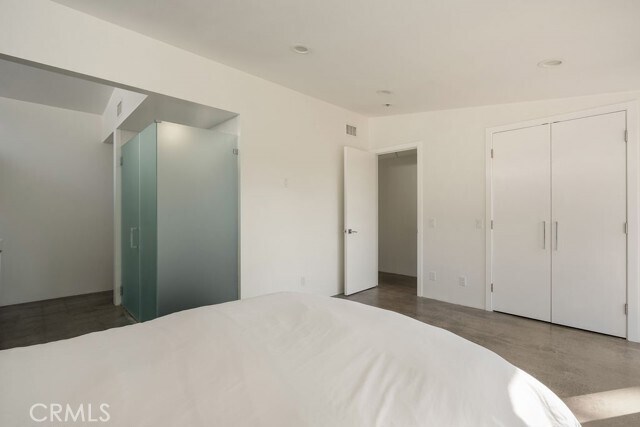 Building Photo - 2015 Irvine Ave