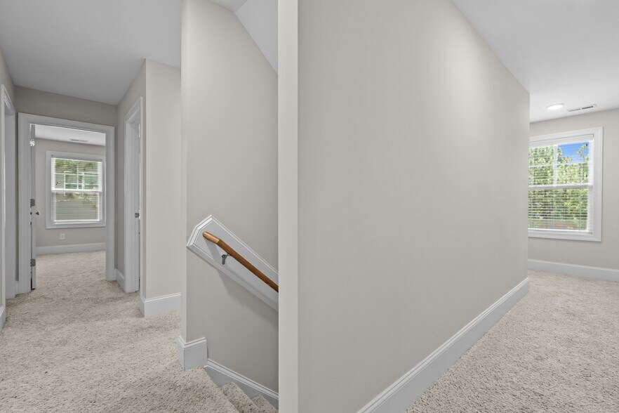 Building Photo - 830 Winston Pines Dr