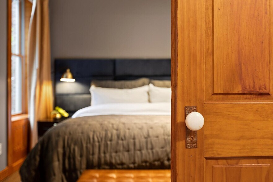 Building Photo - 38-03 24th St