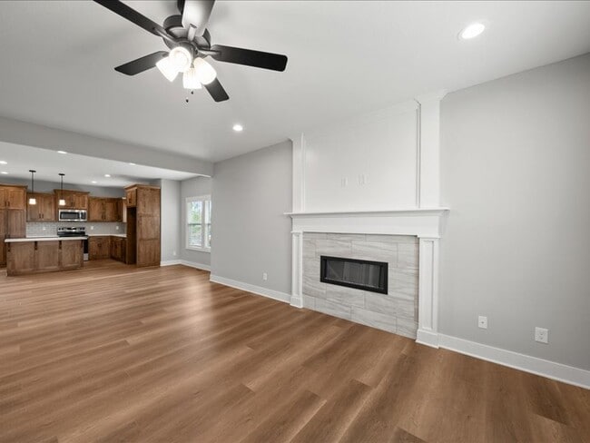 Building Photo - 16973 W 164th Ter