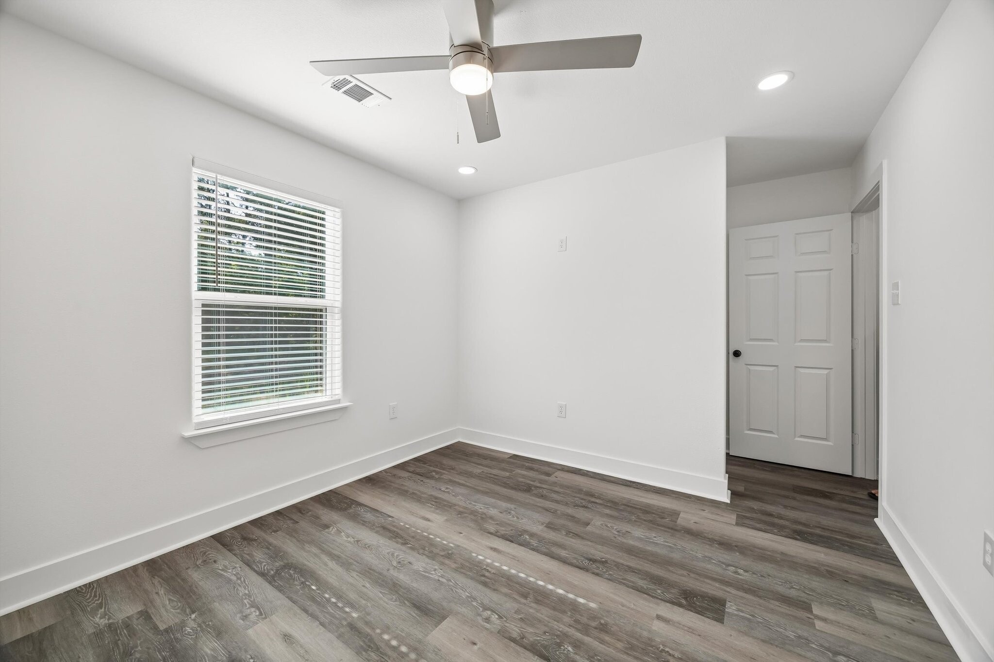 Building Photo - 22837 E Community Dr